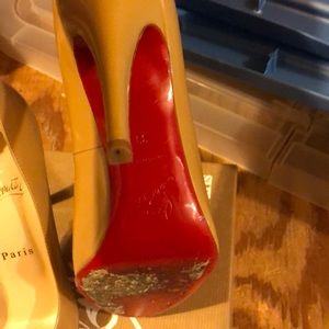 Christian loubitan tan round toe heels